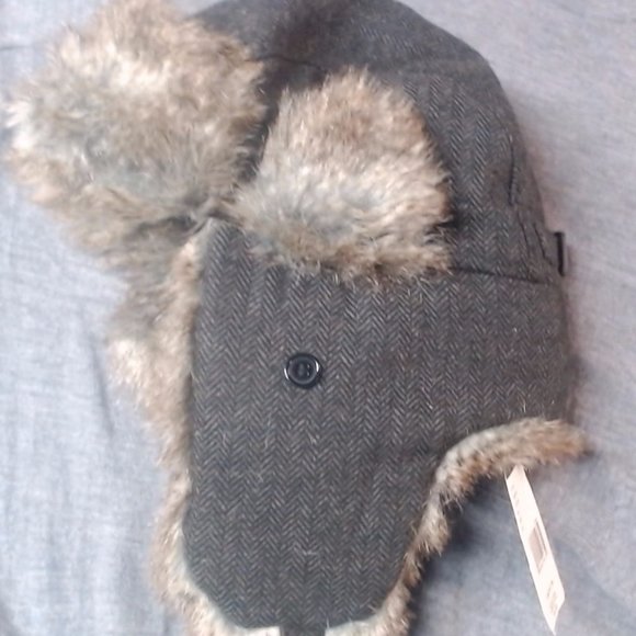 Men' Winter Trapper Hat Chaps Gray Wool Blend Earflaps Faux Fur Lined NWT OS - Picture 2 of 7